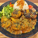 Cafe Five&Co. - じゃがいもとチキンのパキスタンカレー