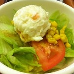 カフェ・ド・クリエ - モーニングセットＡ　390円　ポテトサラダ＆野菜サラダ