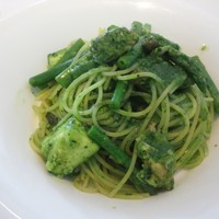 リストランテ･ヒロ チェントロ 丸ビル店 - 本日のパスタ（イサキとアスパラのバジルソース）