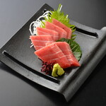 Tuna medium tuna sashimi