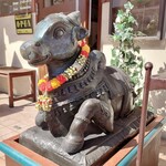 Ganeshu - 牛の像
