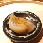 温石 - 新玉葱のホイル焼き