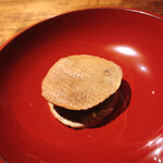 温石 - 蓬餡のどら焼き