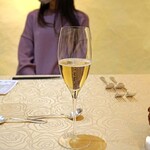 トゥ・ラ・ジョア - Champagne Expregsson de Terroirs 2011 T.L.Vergnon ExtraBrut Blanc de Blancs Grand Cru