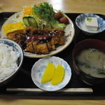 Tenjin - カツ定食