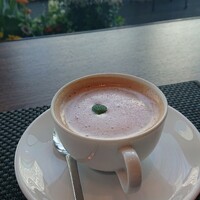 ポム・ダダン - 