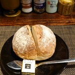 西洋料理箱　魯風人 - ライ麦パン