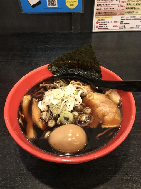 京都駅に全国9都市の名店が集結 比類なきラーメン横丁 京都拉麺小路 をガチ採点する Favy ファビー