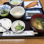 菅旅館 - 朝食です。