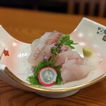 のれんと味 だるま料理店 - ほうぼう刺し身