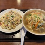 王子西安鍋貼館 - ラーメンセット定食