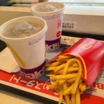 マクドナルド - マックフライポテト(クーポン190円)です。