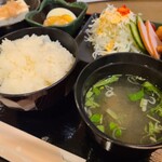 Mokubakan - ご飯と味噌汁です。