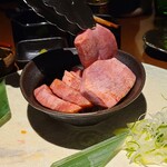 蕃 YORONIKU - 