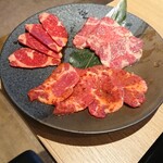 精肉卸問屋直営焼肉店 牛次郎 - 