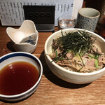 蕎野 - 肉そば 麺もつゆも冷。