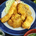 魚料理 ホノルル食堂 - 