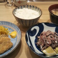 新宿割烹 中嶋 - 刺身定食とフライハーフ