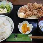 Nozomi Oshokuji Kissa - ご飯も、味噌汁も、豆腐・レタスのゴマ油合え完璧。
