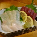 野路菊 - 刺身盛り(ヒラメ、まぐろ)