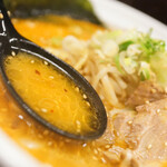 麺屋 國光 - スープ