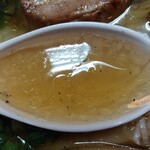 麺や横丁 縁日 - 横丁ラーメンの醤油スープ☆