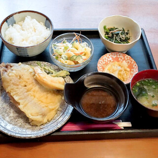 喫茶 ラベンダー_1