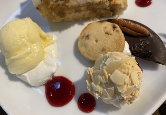 ラ クロンヌ ドル La Couronne D Or 五橋 カフェ 食べログ ラ クロンヌ ドル La Couronne D Or 五橋 カフェ 食べログ
