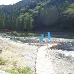 Mikki - ２３年ぶりに復活した馬瀬川の観光ヤナです。以前あった場所よりかなり下流です。