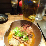 肉魚ダイニング　艶吉 - モツ煮込み