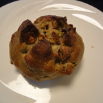 フール・ドゥ・アッシュ - ６．パン・ド・セーグル・ピスターシュ