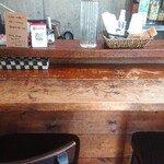 Curry&Bar サンテリア - カウンター席の様子