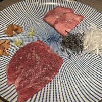 焼肉 BEEFMAN 六本木本店 - 塩の盛り合わせー上タンとイチボ