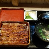 うなぎ 目白ぞろ芽 - うな重（上）、肝吸い、お新香