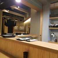 うなぎ 目白ぞろ芽 - 店内