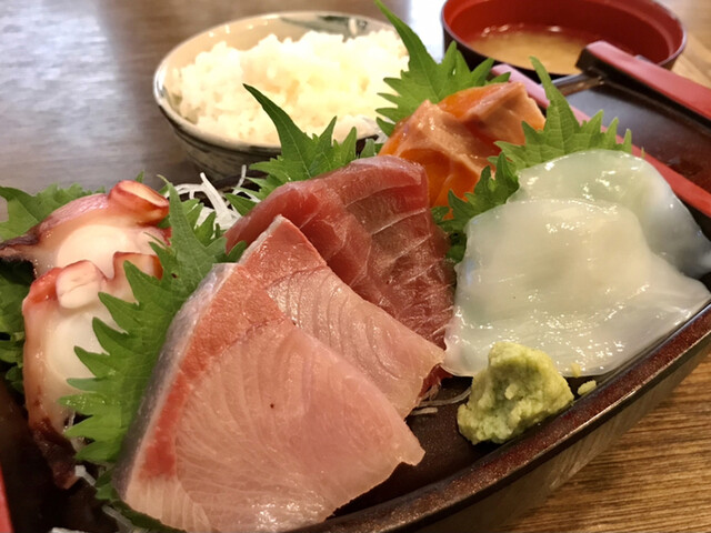 刺身定食700円 By Eat24 満天酒場 東中野店 東中野 居酒屋 食べログ 刺身定食700円 By Eat24 満天酒場 東中野店 東中野 居酒屋 食べログ