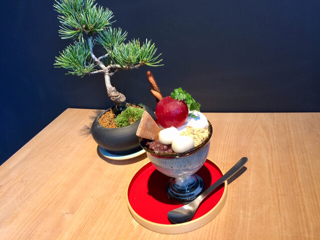 甘味処 且坐喫茶（シャザキッサ） - 勾当台公園（甘味処）の写真