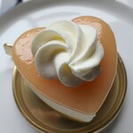 クリオロ - レアチーズ・ペッシュ