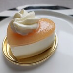 クリオロ - レアチーズ・ペッシュ