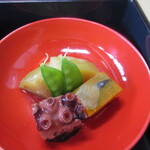 人丸花壇 - タコの柔らか煮