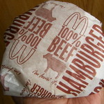 Makudonarudo - 「ハンバーガー」の紙包み・・・なんか歴史を感じるね～？