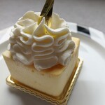 クリオロ 中目黒店 - 幻のチーズケーキ