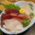 大衆割烹武子 - 新鮮で美味しい刺身