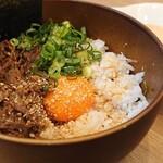 卵かけごはん和牛煮込みトッピング