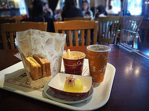 ニューヨーク デリ 東京ディズニーシー ステーション サンドイッチ 食べログ