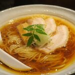 中華そば 笹生 - 綺麗なラーメンです