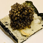 日本橋 蕎ノ字 - ◎舞阪海苔の天ぷらとフレッシュキャビアのハーモニーは格別の味わい。