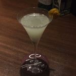 バー ゴヤ - ゆずのショートカクテル、ギムレット的（六ジン）さっぱりめだけどエッジが強いわけでなく、ジンと柚の融合がなだらかで飲みやすかったよ。