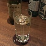 バー ゴヤ - 大好きカリラ大好き。しみじみ、いい酒いい水割りと思って飲んだ。
