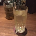 バー ゴヤ - 木っぽい、コクというか厚みがかなりしっかりあって、それが序盤から後盤まで続くんだけど、時間が経つにつれてピークが中頃から後半へ移行していったイメージ。ポテンシャルいい酒なことは間違いない！